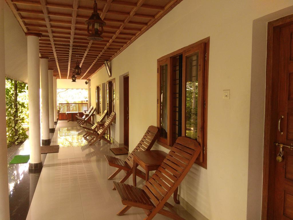 Green Court Cottage Thekkady Exterior foto
